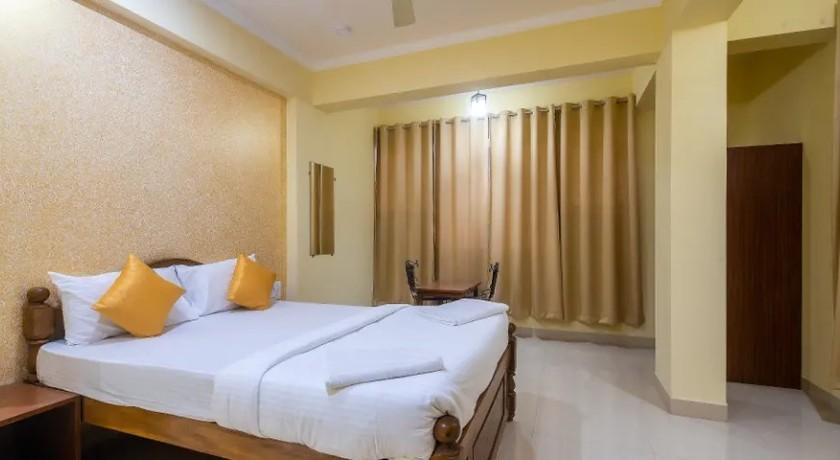 Hotel Baga Grande in Goa