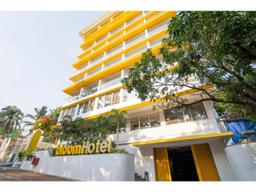 Bloom Hotel Dona Paula in Goa